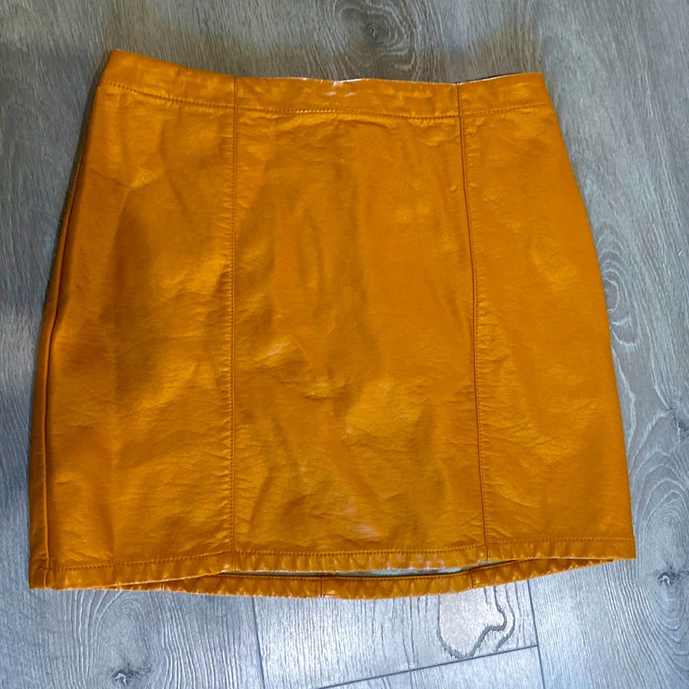 Mustard yellow skirt